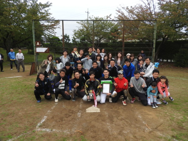 第27回白山商工会議所会頭杯争奪大会 優勝チーム＜アサヒ装設＞